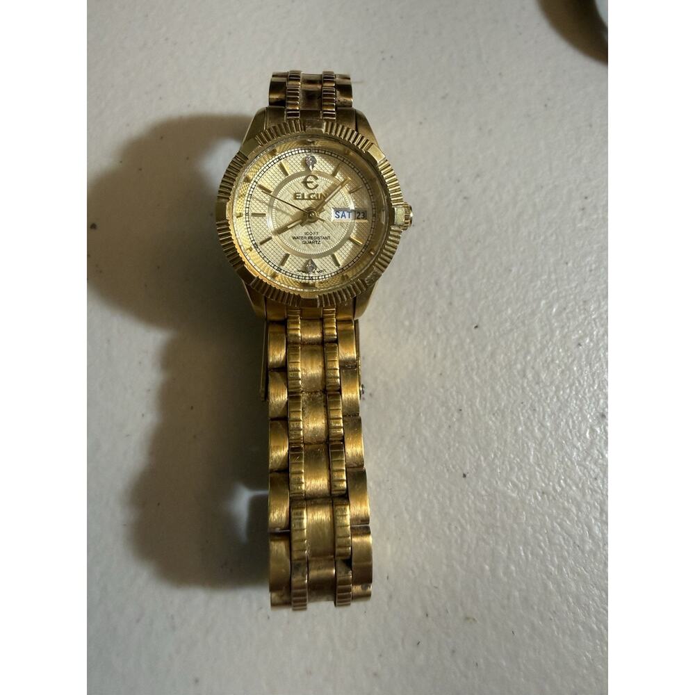 Elgin women’s Gold Tone Small Quartz Watch Day/Date‎ 100ft Water Resistant - Picture 5 of 12